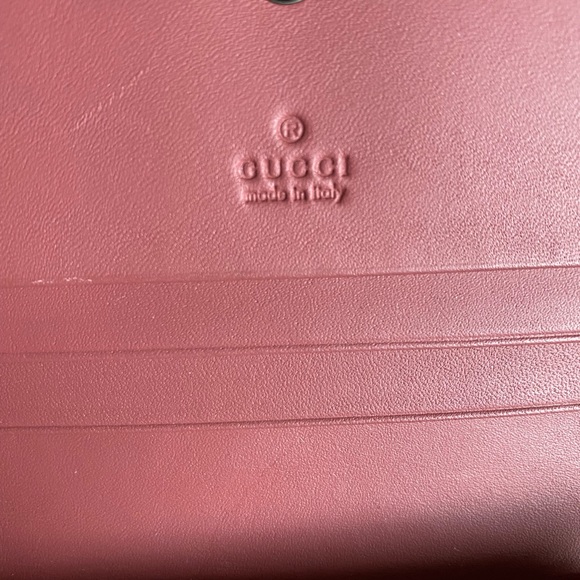 SOLD Gucci blooms Compact Wallet - Picture 11 of 16